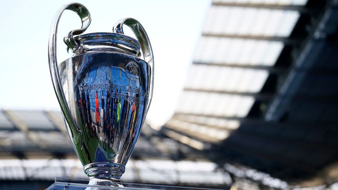 成熟的足球 成熟的足球